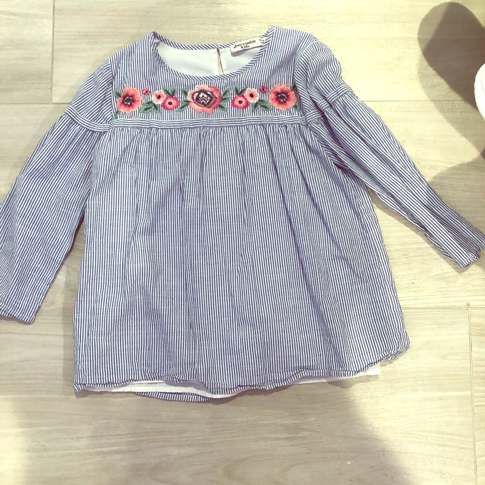 Blue/white striped long sleeve shirt for girls